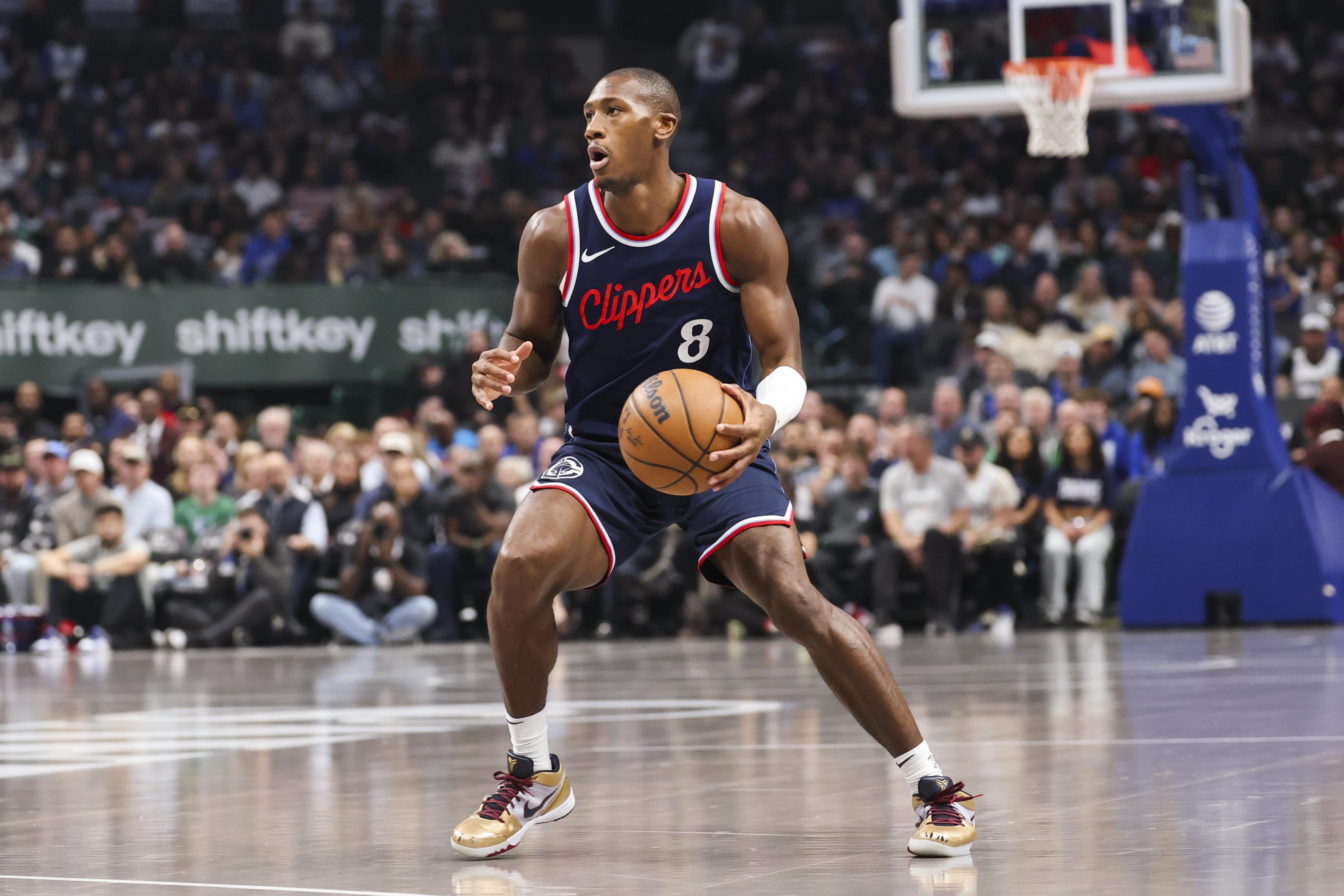 卢谈邓恩被驱逐:我们了解他的风格和竞争态度 球队回应得不错 卢谈邓恩被驱逐:我们了解他的风格和竞争态度 球队回应得不错